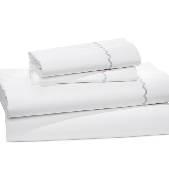 Matouk Other - Matouk Astrid Cotton Duvet Cover Set, King